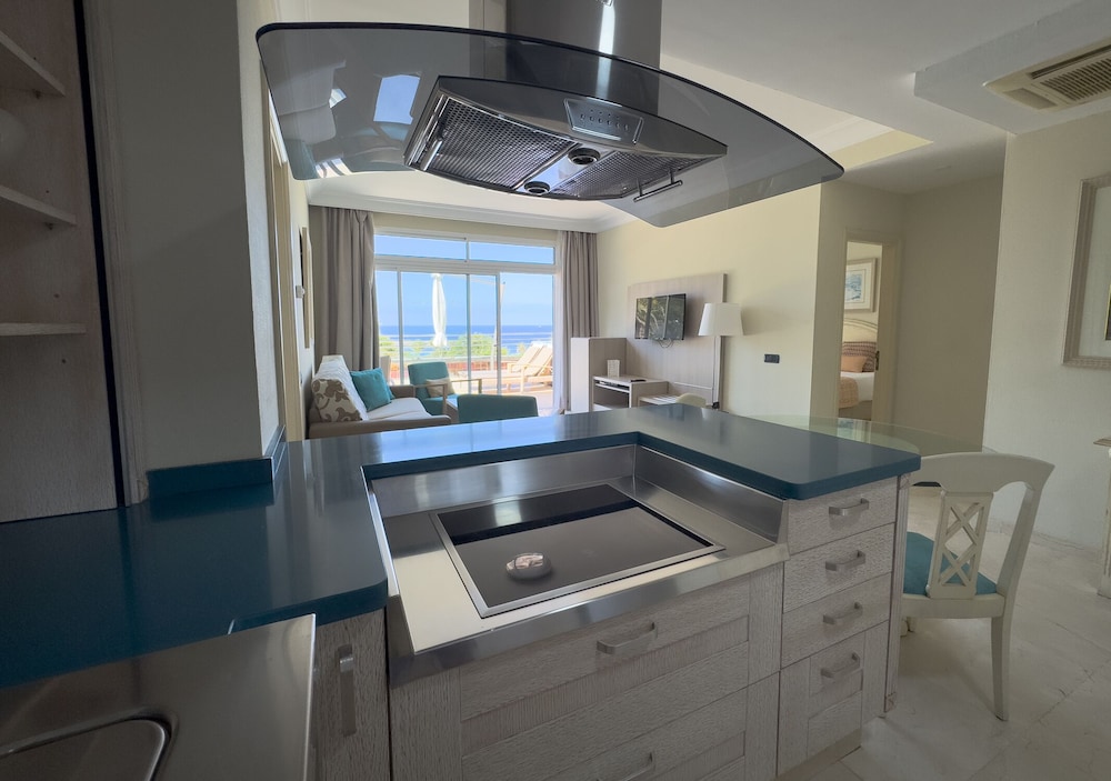 Holiday Club Playa Amadores — Hotel rooms in Puerto Rico, Canary Islands