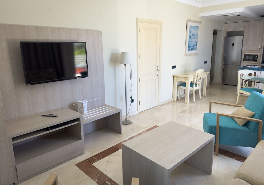Holiday Club Playa Amadores — Hotel rooms in Puerto Rico, Canary Islands