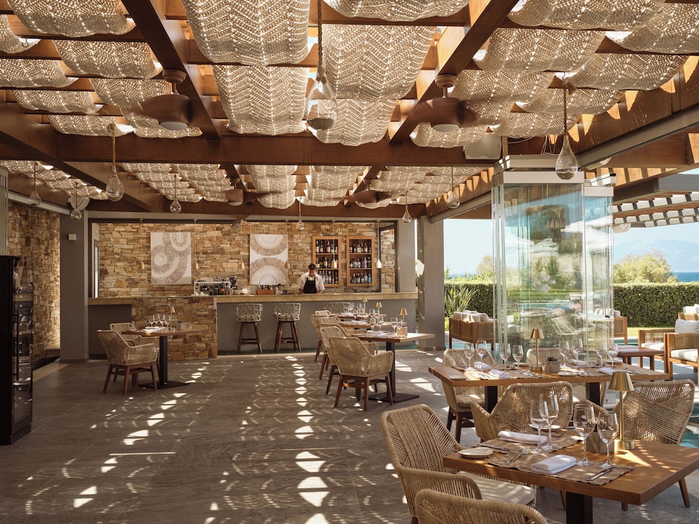 Lesante Blu - The Leading Hotels of the World, Adults Only — Restaurant & bars in Tsilivi, Ionian Islands