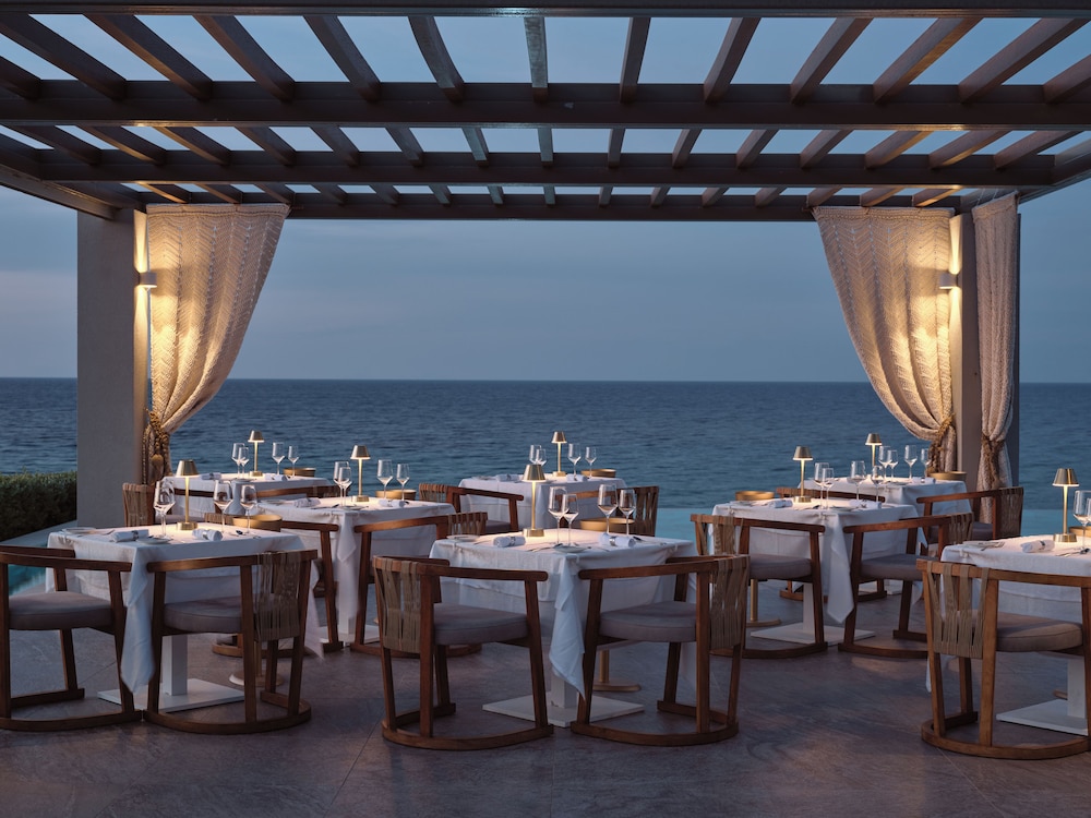 Lesante Blu - The Leading Hotels of the World, Adults Only — Restaurant & bars in Tsilivi, Ionian Islands
