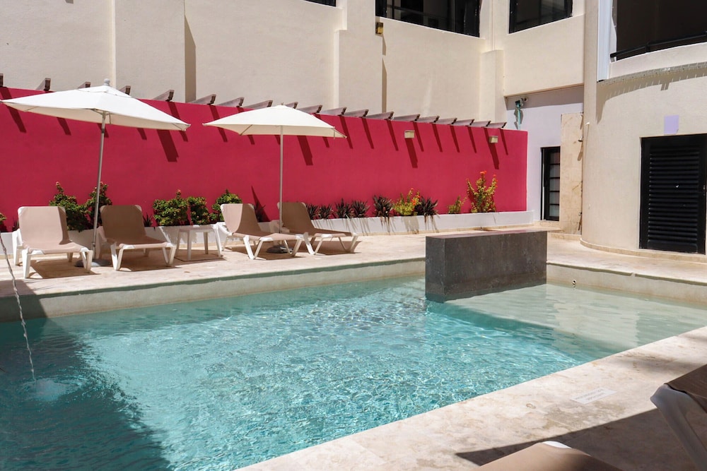 Hotel MX portal maya — Swimming pool in Playa del Carmen, Quintana Roo