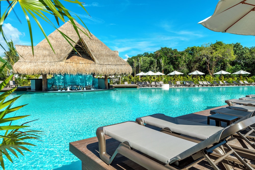 Ocean Riviera Paradise All Inclusive — Swimming pool in Playa del Carmen, Quintana Roo