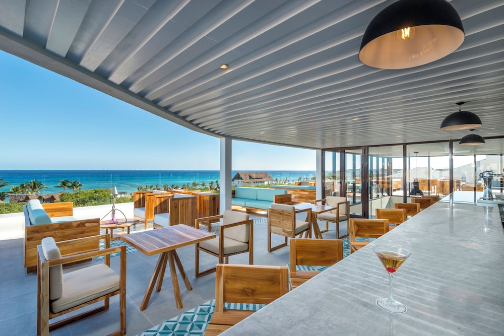 Ocean Riviera Paradise All Inclusive — Restaurant & bars in Playa del Carmen, Quintana Roo