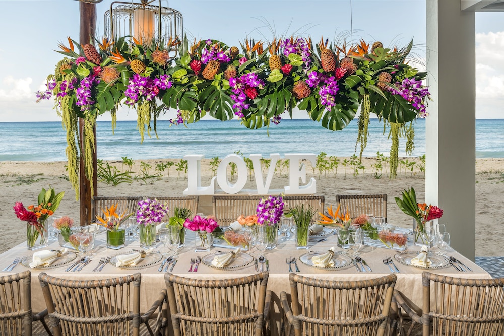 Ocean Riviera Paradise All Inclusive — Beach in Playa del Carmen, Quintana Roo