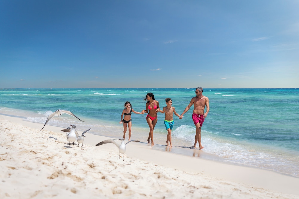 Ocean Riviera Paradise All Inclusive — Beach in Playa del Carmen, Quintana Roo