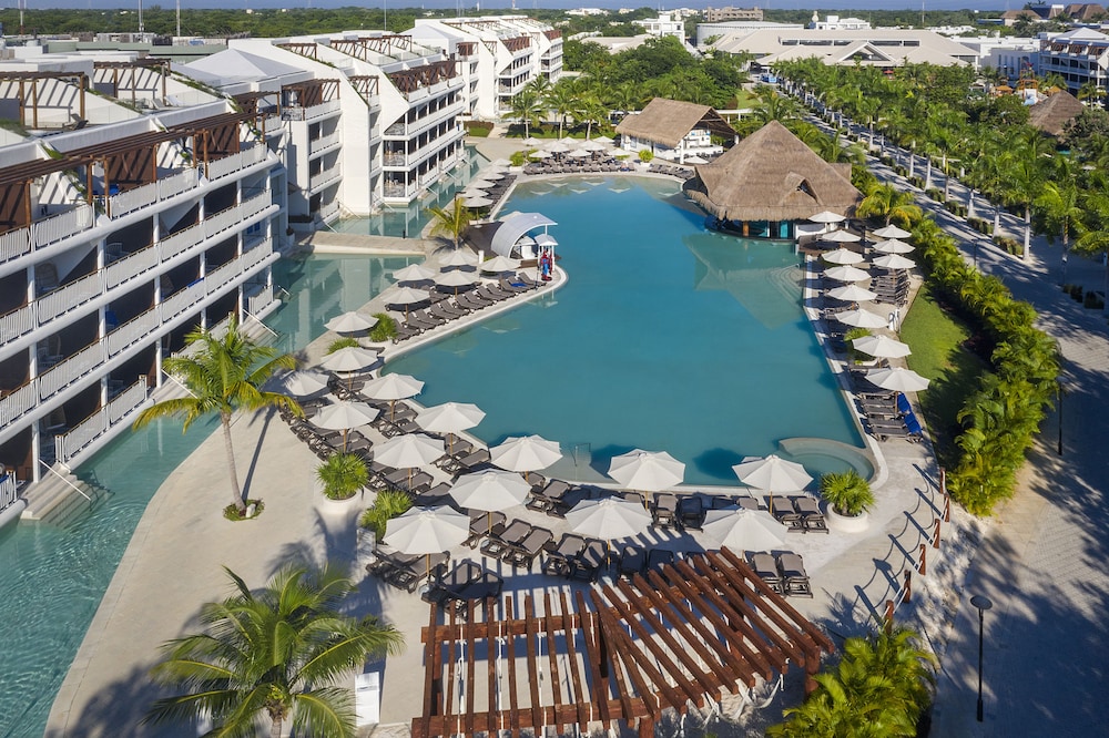 Ocean Riviera Paradise All Inclusive — Swimming pool in Playa del Carmen, Quintana Roo