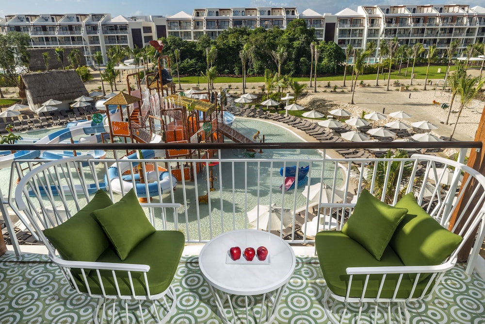 Ocean Riviera Paradise All Inclusive — Attractions for children in Playa del Carmen, Quintana Roo