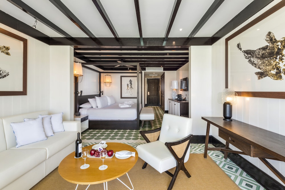 Ocean Riviera Paradise All Inclusive — Hotel rooms in Playa del Carmen, Quintana Roo