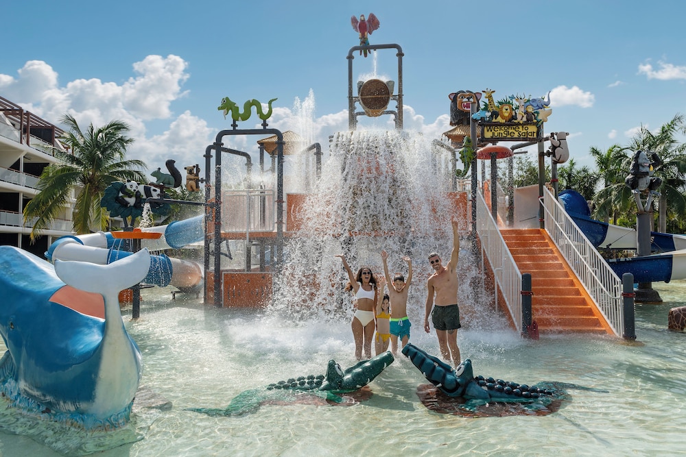 Ocean Riviera Paradise All Inclusive — Attractions for children in Playa del Carmen, Quintana Roo