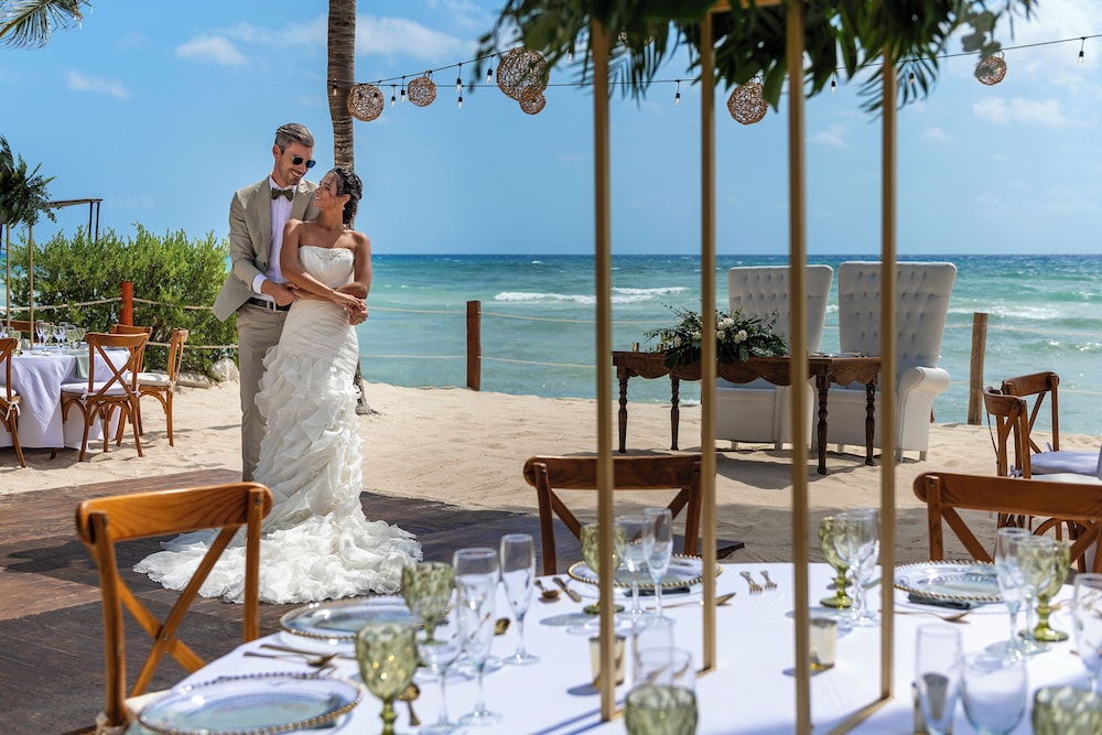El Beso Adults Only at Ocean Riviera Paradise - All Inclusive — Beach in Playa del Carmen, Quintana Roo