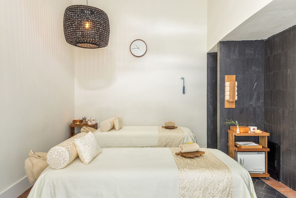 El Beso Adults Only at Ocean Riviera Paradise - All Inclusive — Hotel rooms in Playa del Carmen, Quintana Roo