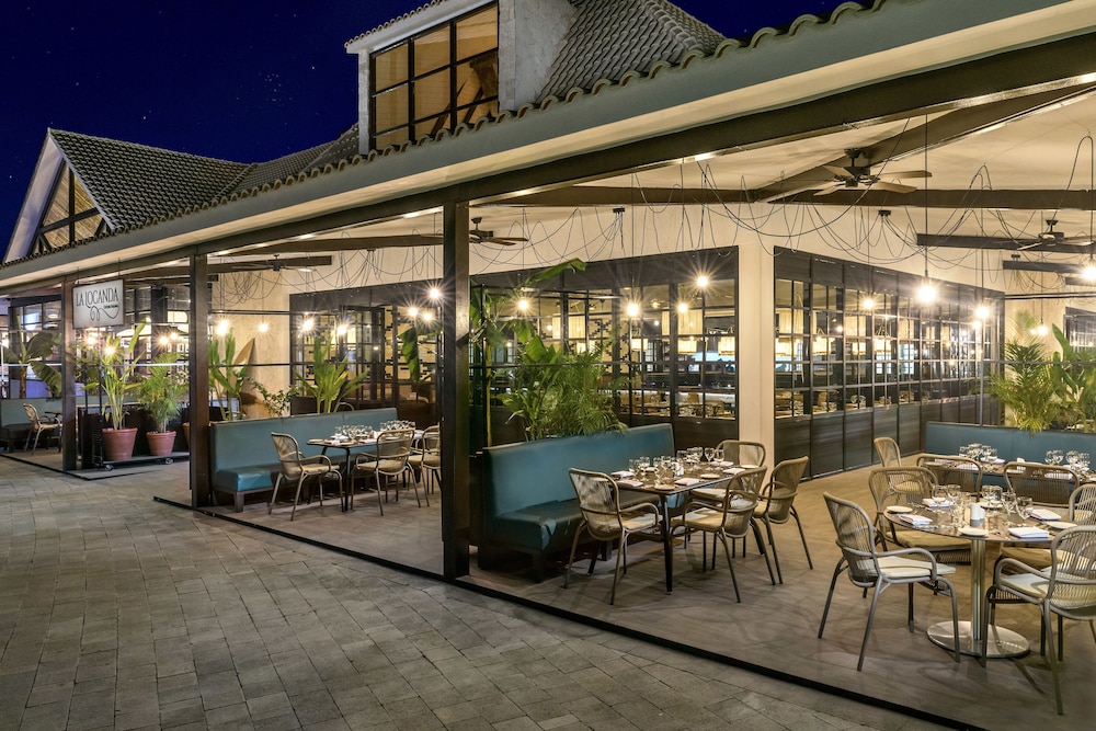 El Beso Adults Only at Ocean Riviera Paradise - All Inclusive — Restaurant & bars in Playa del Carmen, Quintana Roo