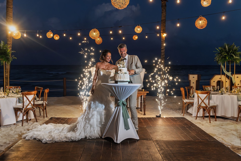 El Beso Adults Only at Ocean Riviera Paradise - All Inclusive — Beach in Playa del Carmen, Quintana Roo