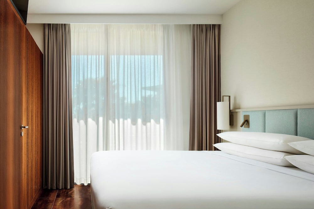 Marriott Residences Salgados Resort, Algarve — Hotel rooms in Albufeira, Faro
