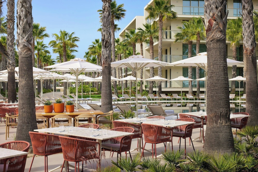Marriott Residences Salgados Resort, Algarve — Restaurant & bars in Albufeira, Faro