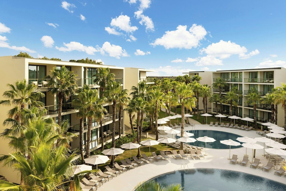 Marriott Residences Salgados Resort, Algarve — Swimming pool in Albufeira, Faro