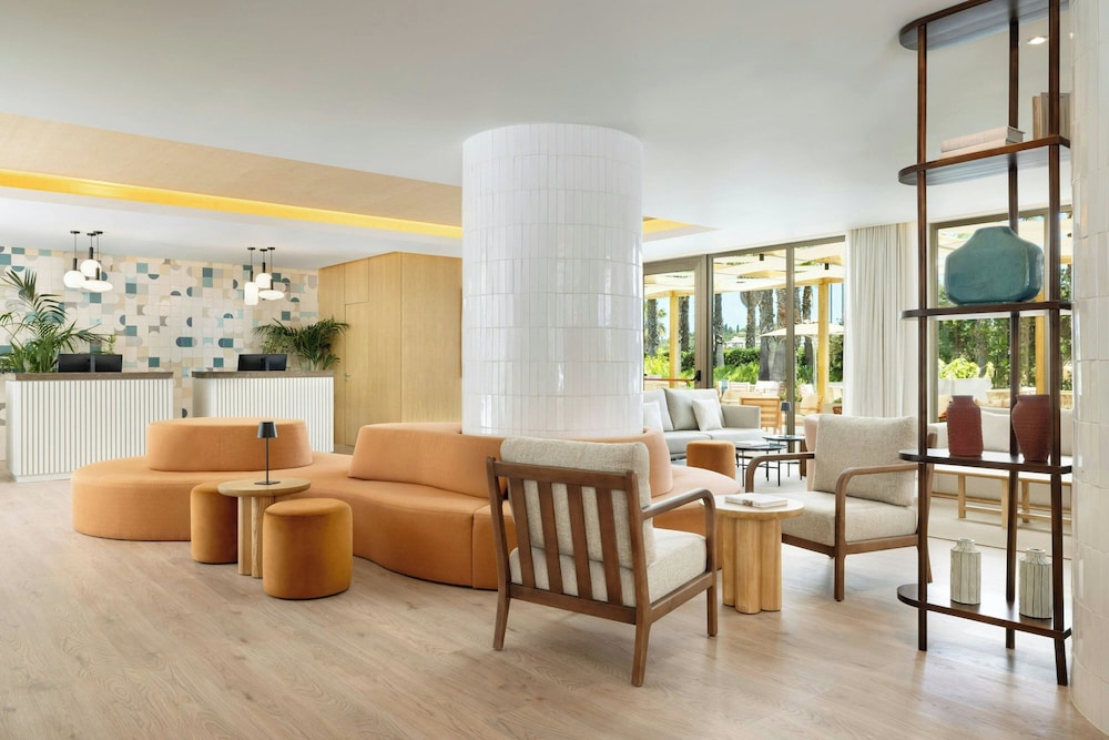 Marriott Residences Salgados Resort, Algarve — Hotel building in Albufeira, Faro