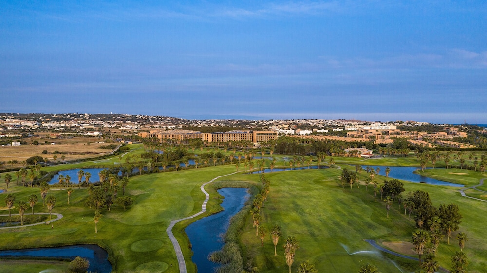 Marriott Residences Salgados Resort, Algarve — Attractions in the area in Albufeira, Faro