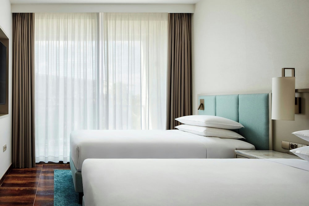 Marriott Residences Salgados Resort, Algarve — Hotel rooms in Albufeira, Faro