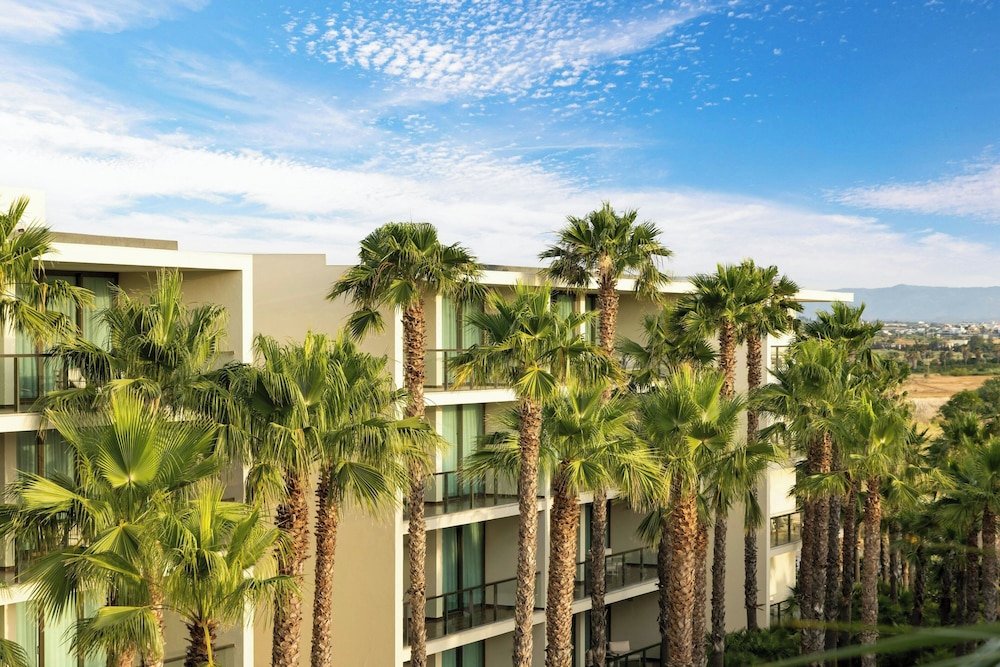 Marriott Residences Salgados Resort, Algarve — Hotel building in Albufeira, Faro