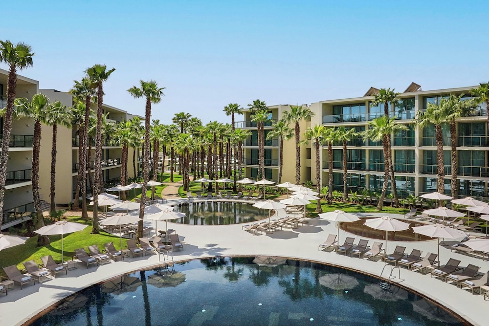 Marriott Residences Salgados Resort, Algarve — Swimming pool in Albufeira, Faro