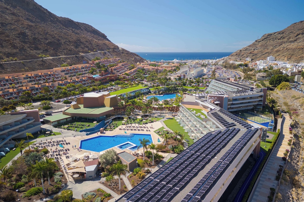 Radisson Blu Resort & Spa, Gran Canaria Mogan — On-site activities in Puerto de Mogan, Canary Islands