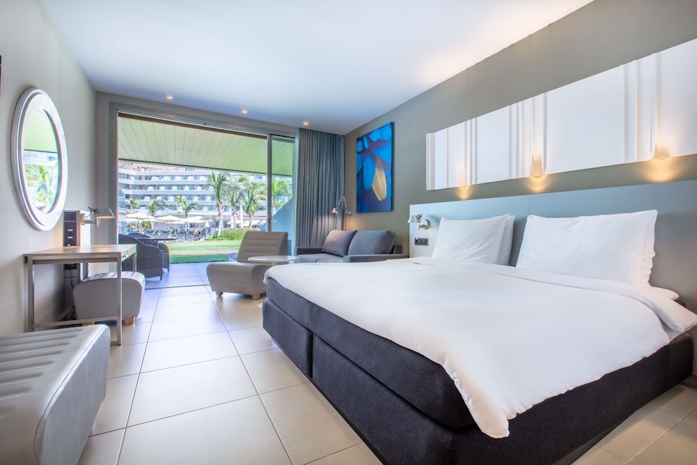 Radisson Blu Resort & Spa, Gran Canaria Mogan — Rooms in Puerto de Mogan, Canary Islands