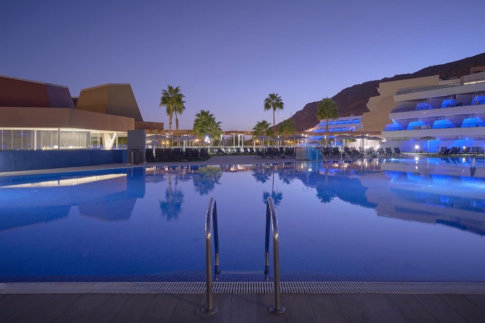 Radisson Blu Resort & Spa, Gran Canaria Mogan — Pool in Puerto de Mogan, Canary Islands