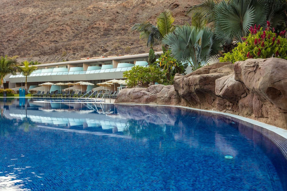 Radisson Blu Resort & Spa, Gran Canaria Mogan — Pool in Puerto de Mogan, Canary Islands