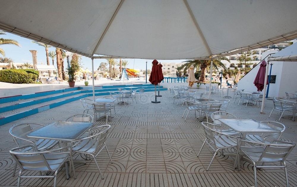 Hotel Riviera - Family Only — Restaurant & bars in Port El Kantaoui