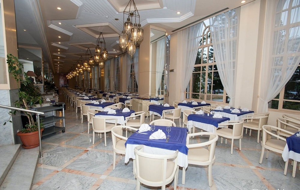Hotel Riviera - Family Only — Restaurant & bars in Port El Kantaoui