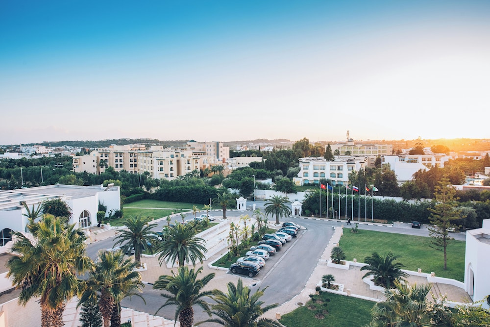Iberostar Selection Kantaoui Bay — Hotel building in Port El Kantaoui