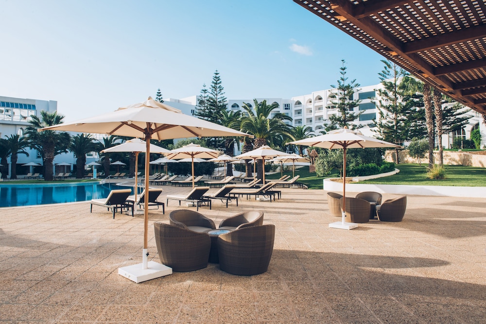 Iberostar Selection Kantaoui Bay — Swimming pool in Port El Kantaoui