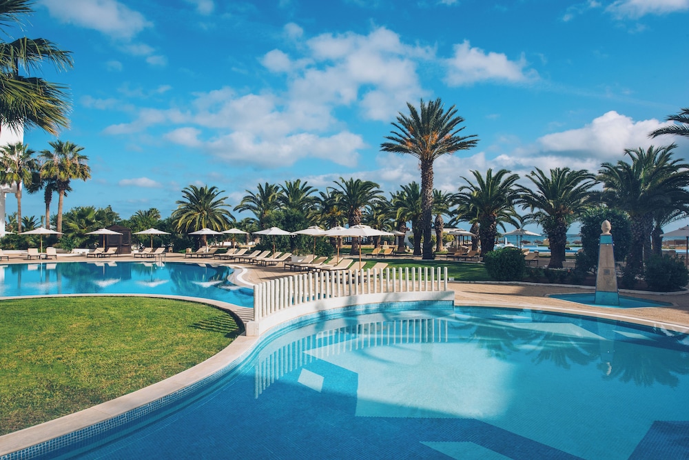 Iberostar Selection Kantaoui Bay — Swimming pool in Port El Kantaoui