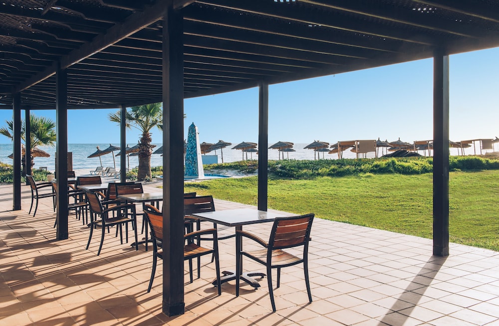 Iberostar Selection Kantaoui Bay — Restaurant & bars in Port El Kantaoui