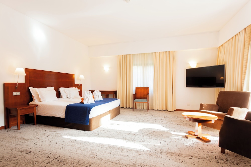 BIO Hotel - Hotel Quinta da Serra — Hotel rooms in Ribeira Brava, Madeira