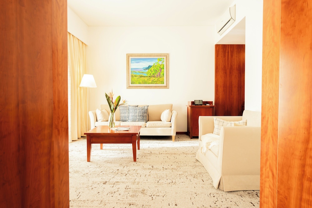 BIO Hotel - Hotel Quinta da Serra — Hotel rooms in Ribeira Brava, Madeira