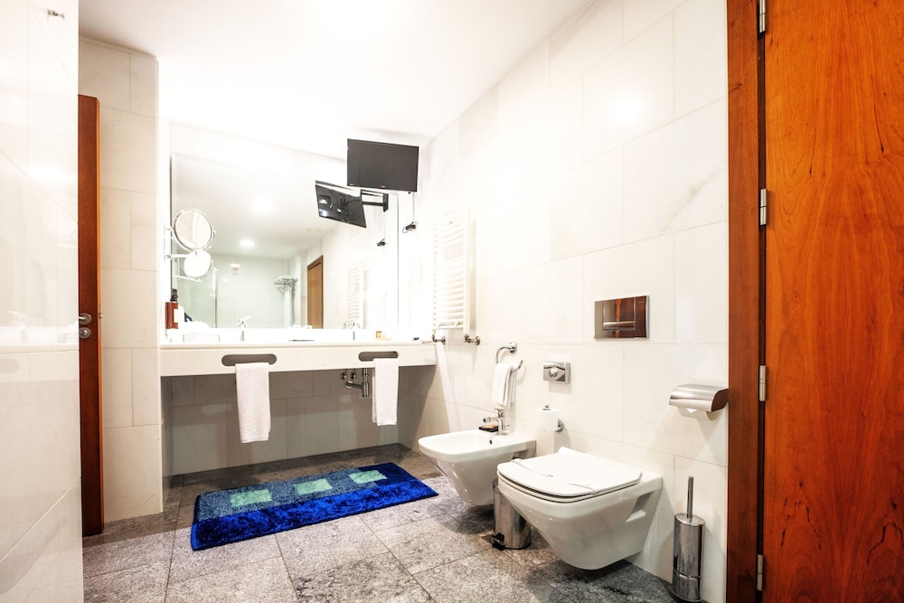 BIO Hotel - Hotel Quinta da Serra — Hotel rooms in Ribeira Brava, Madeira