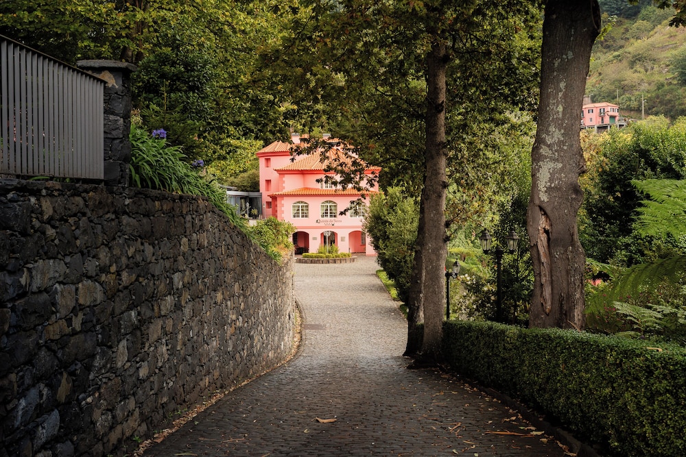 BIO Hotel - Hotel Quinta da Serra — Hotel building in Ribeira Brava, Madeira