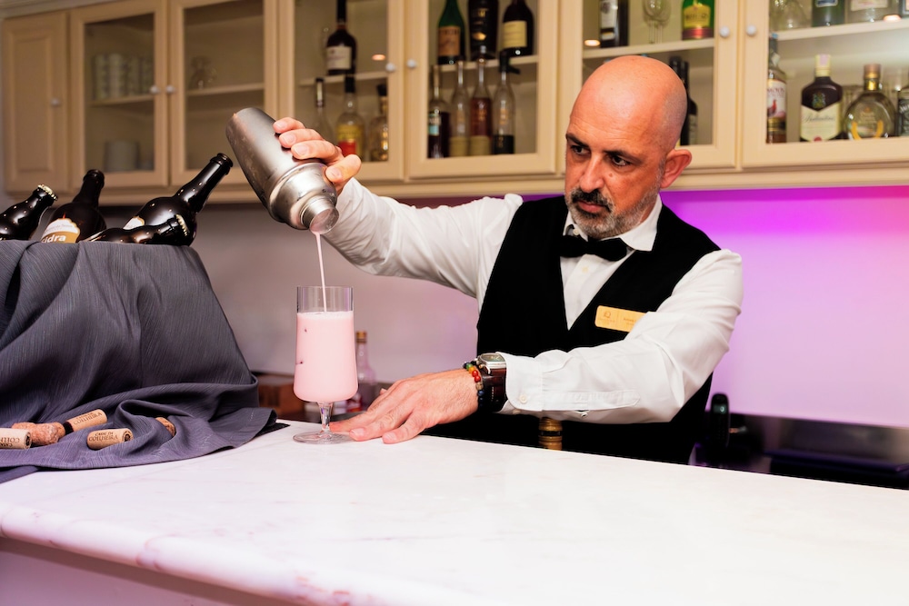 BIO Hotel - Hotel Quinta da Serra — Restaurant & bars in Ribeira Brava, Madeira