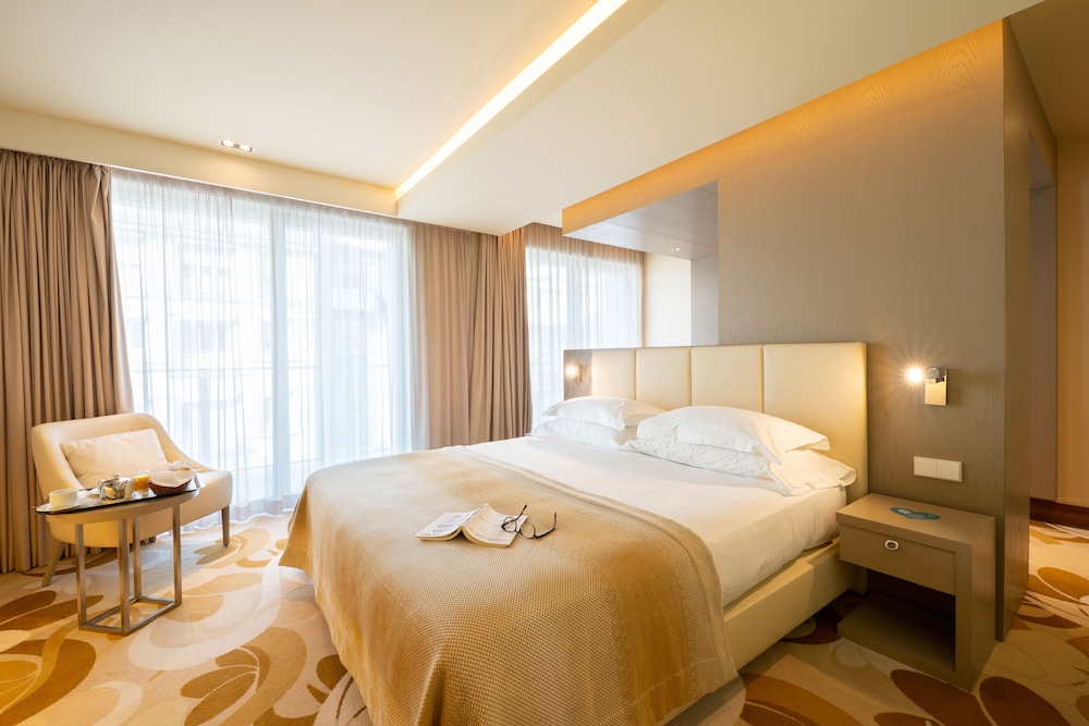 Smy Lisboa — Hotel rooms in Lisbon, Lisboa
