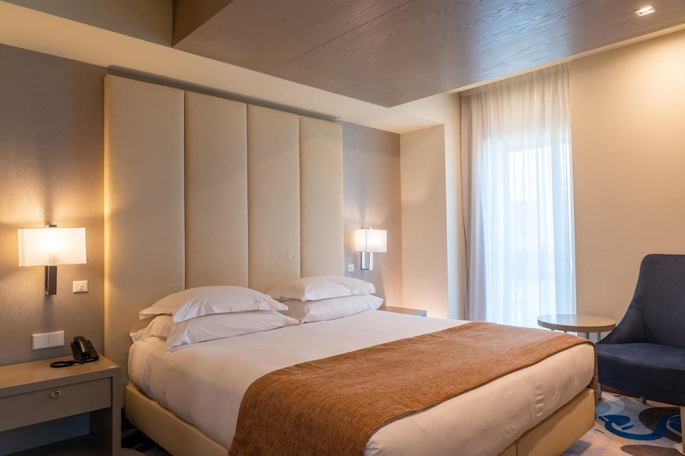 Smy Lisboa — Hotel rooms in Lisbon, Lisboa