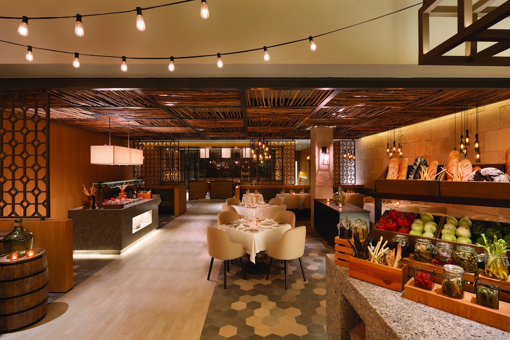 Turquoize at Hyatt Ziva Cancun - Adults Only - All Inclusive — Restaurant & bars in Cancun, Quintana Roo