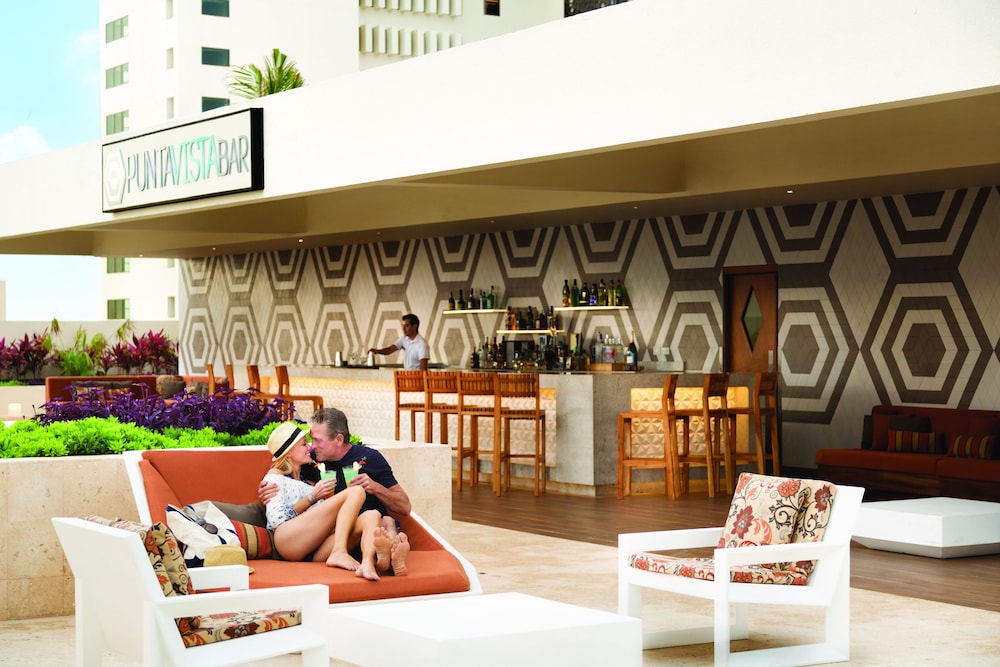 Turquoize at Hyatt Ziva Cancun - Adults Only - All Inclusive — Restaurant & bars in Cancun, Quintana Roo
