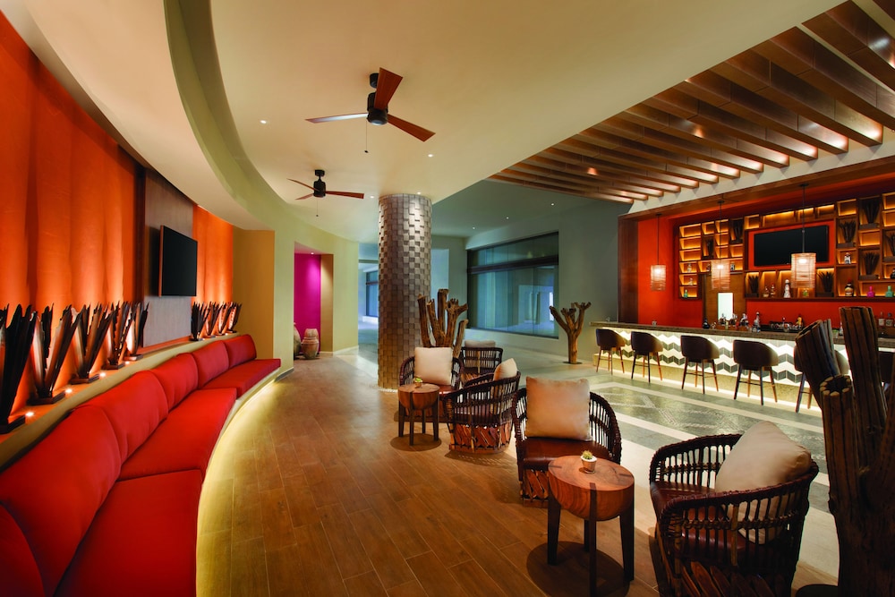 Turquoize at Hyatt Ziva Cancun - Adults Only - All Inclusive — Restaurant & bars in Cancun, Quintana Roo