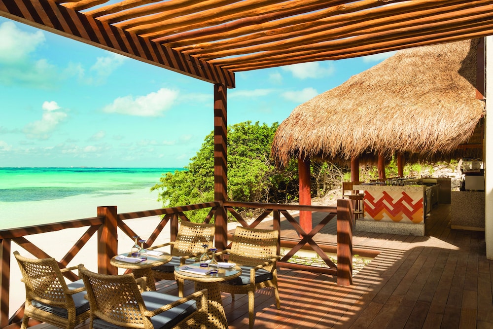 Turquoize at Hyatt Ziva Cancun - Adults Only - All Inclusive — Restaurant & bars in Cancun, Quintana Roo