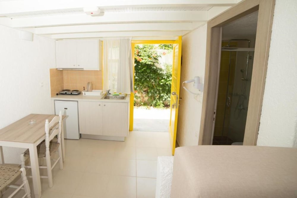 Villa Stella Apartments By Estia — Hotel rooms in Stalida