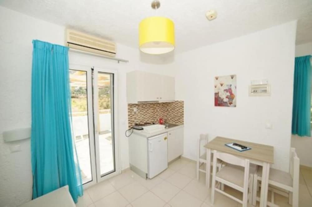 Villa Stella Apartments By Estia — Hotel rooms in Stalida