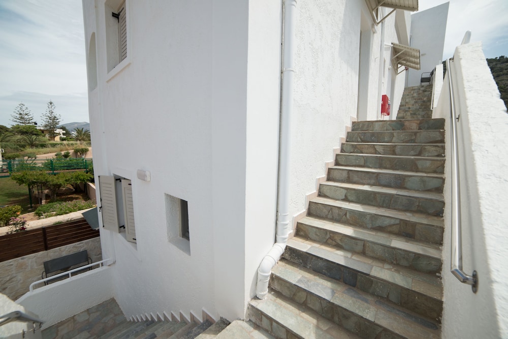 Villa Stella Apartments By Estia — Hotel building in Stalida