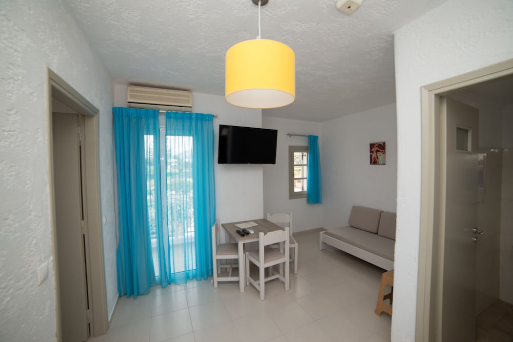 Villa Stella Apartments By Estia — Hotel rooms in Stalida